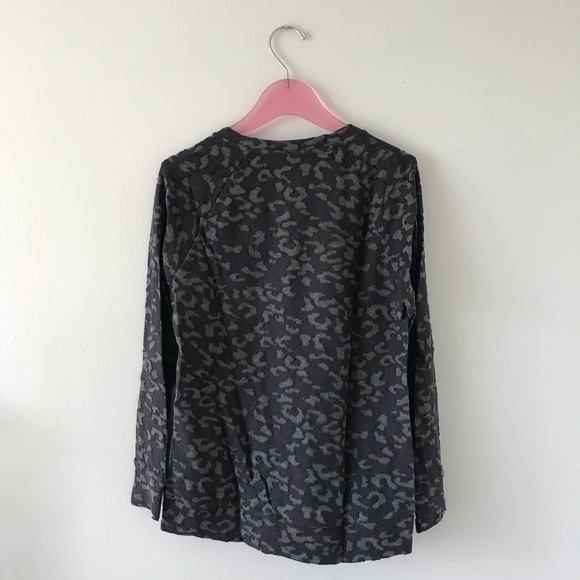 GAP - Picture 2 of 6